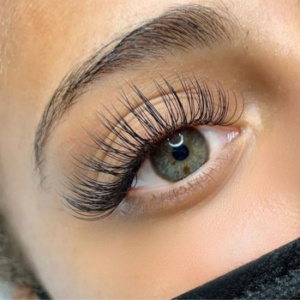CLASSIC LASH